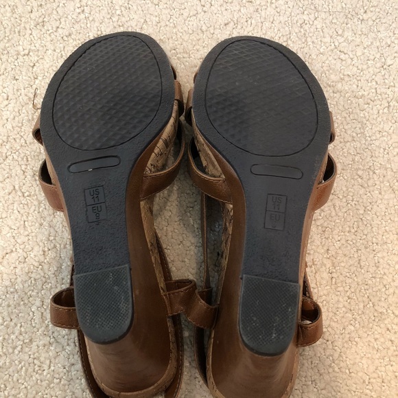 Aerosoles Brown 3inch Strappy Wedges - Picture 4 of 4